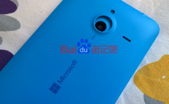 Microsoft-Lumia-1330