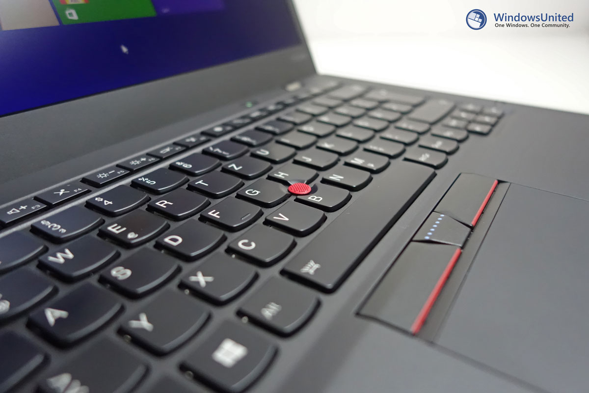 ThinkPad-X1-Carbon-Close-Up
