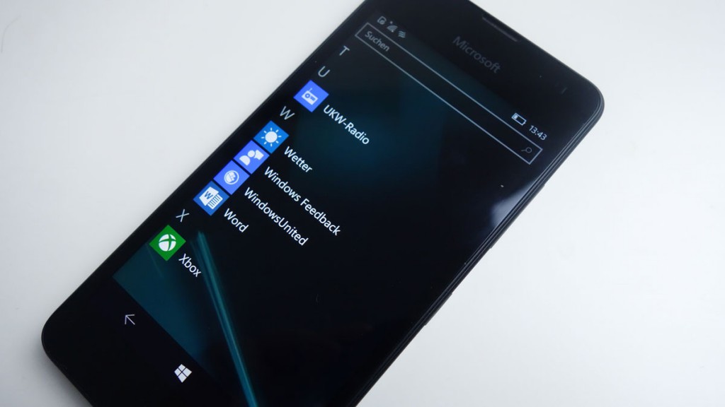 Windows-10-Mobile-Feedback-App