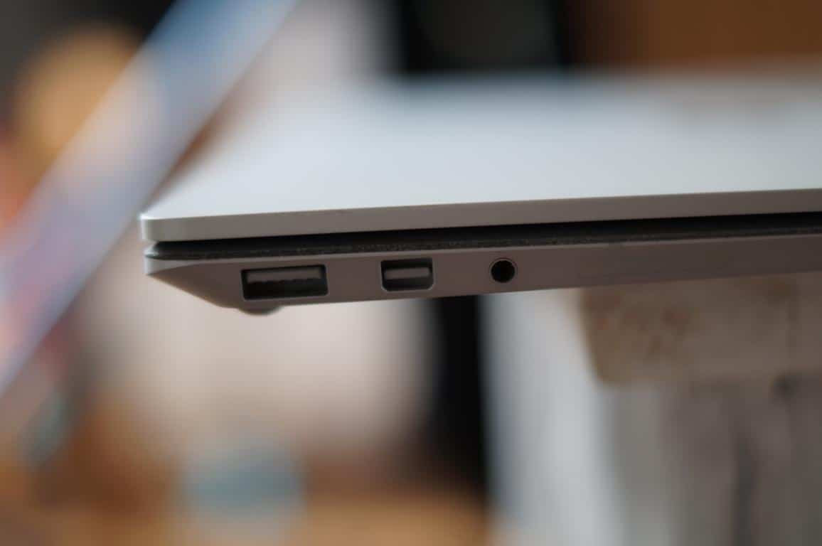 Surface Laptop Test Anschlüsse