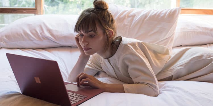 Surface Laptop verkaufte sich am schlechtesten von allen portablen Surface Geräten