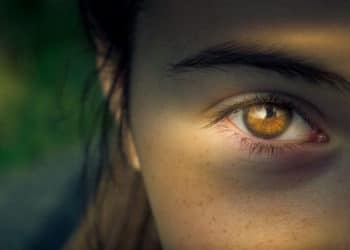 Beeindruckendes CGI: Nur eine dieser Frauen ist ein echter Mensch