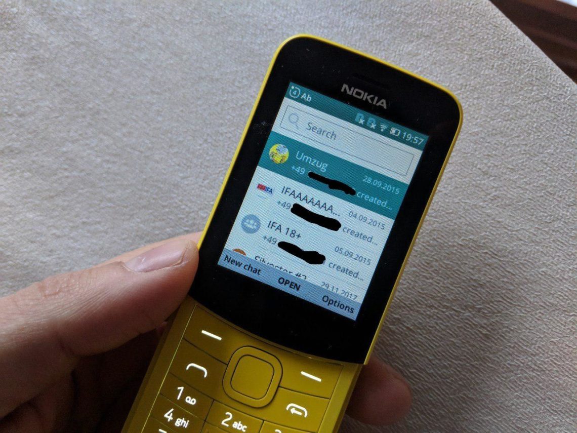 Getestet: So gut funktioniert WhatsApp für das Nokia 8110 4G (KaiOS ...