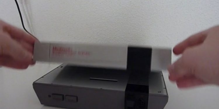 NES Konsole Modding integriertes Display