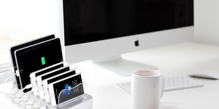 Blitzdeal: Endlich Ordnung im Kabel-Chaos mit dieser praktischen Ladestation