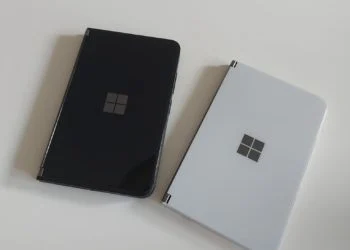 Surface Duo 1 und Duo 2 im Hardware-Vergleich