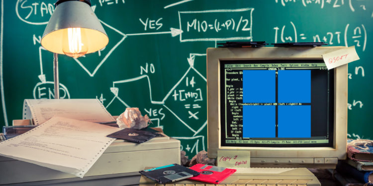Der Beweis: Windows 11 funktioniert auch mit 5,25-Zoll Disketten Laufwerk