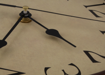 Warum zeigt die Windows 11 Taskbar bei der Uhr keine Sekunden an?