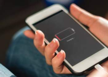 Akku-Mogel? Wie lange laufen Smartphone-Akkus wirklich?