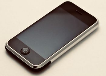 Auktionshaus LCG versteigert unaktiviertes Apple iPhone der ersten Generation für Rekordsumme